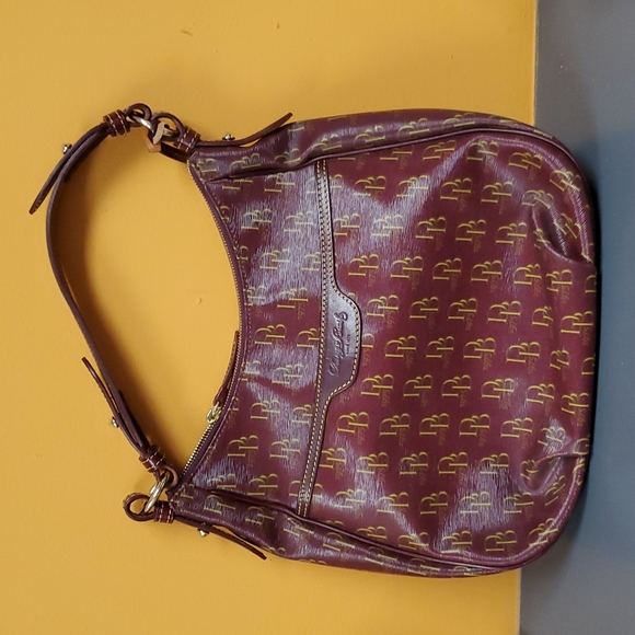 Dooney & Bourke Bags Dooney Bourke Maroon Signature Coated Handbag
